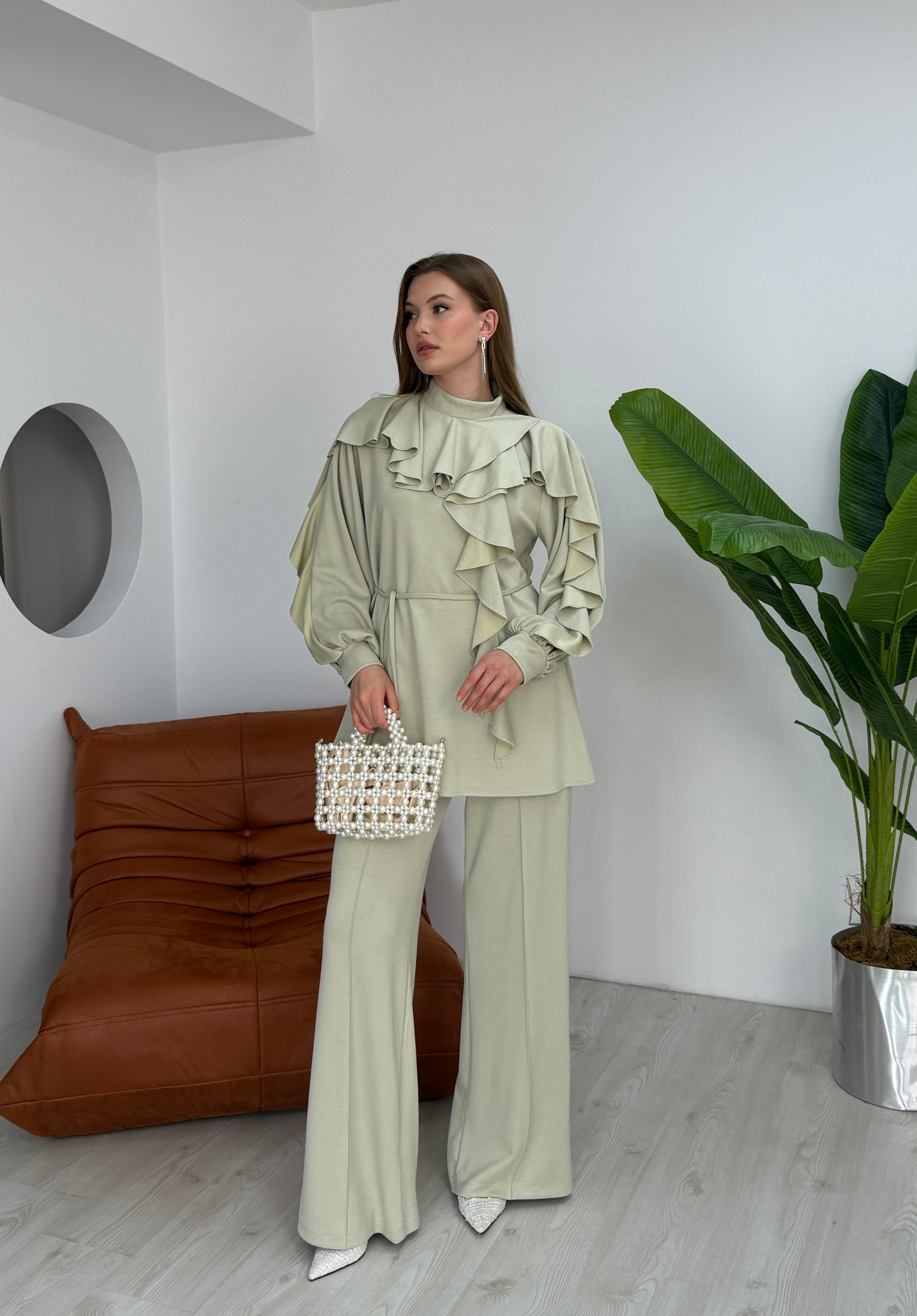 Kol Yaka Volanlı Takım