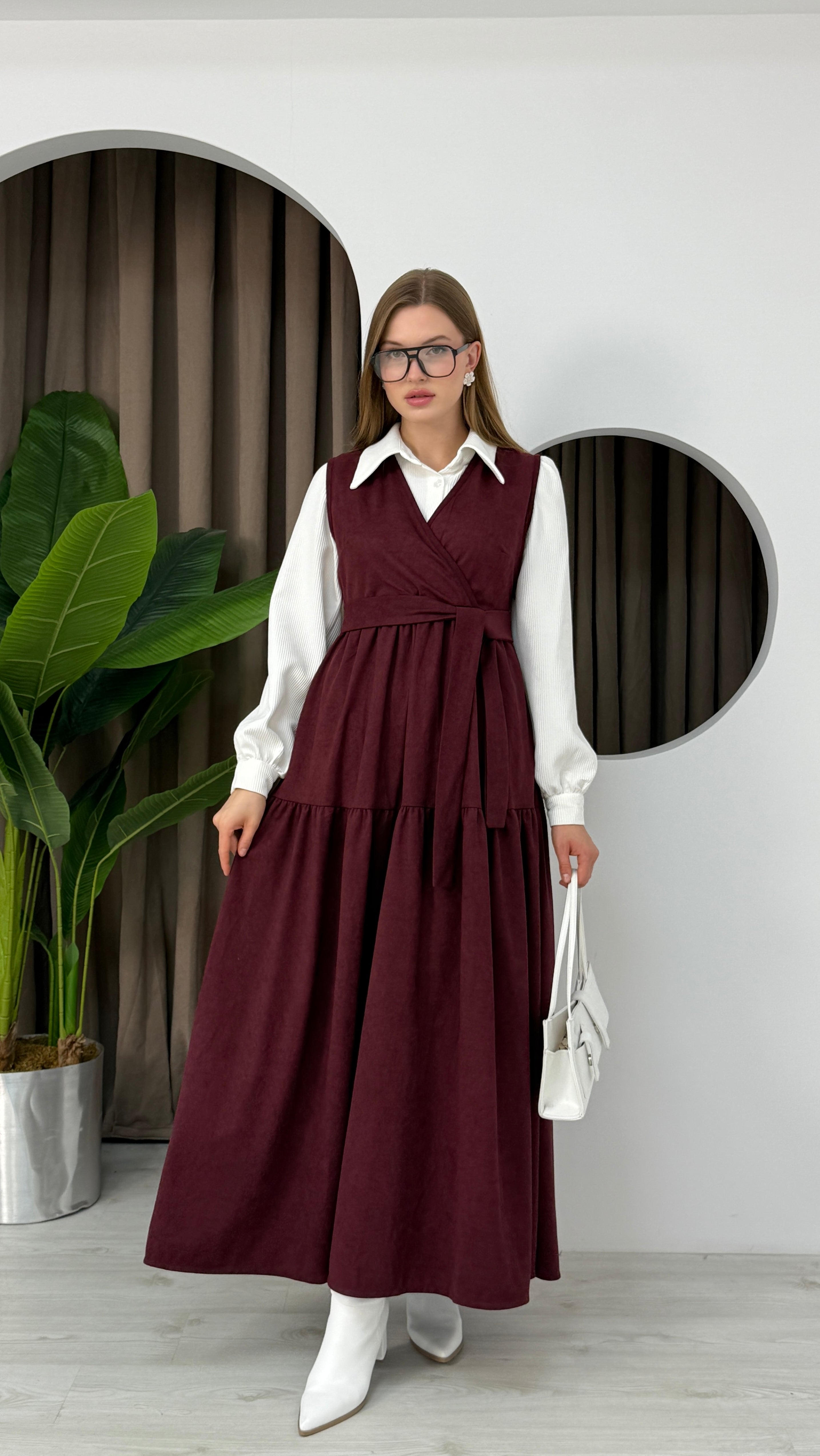 Kuşak Detaylı V Yaka Elbise Gömlek Takım