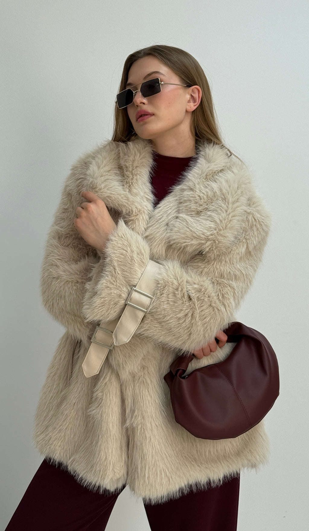 Ceket Yaka Yumuşak Doku Deri Kol Kemerli Kuşaklı Kürk Mont