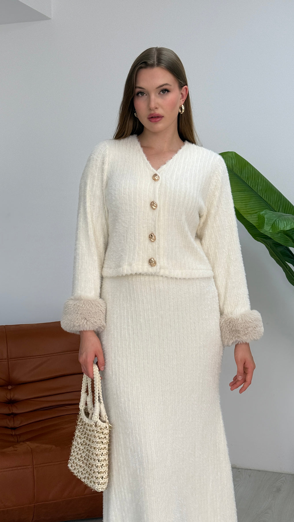 Yumuşak Doku Kürk Bilek Detay Gold Düğmeli Takım