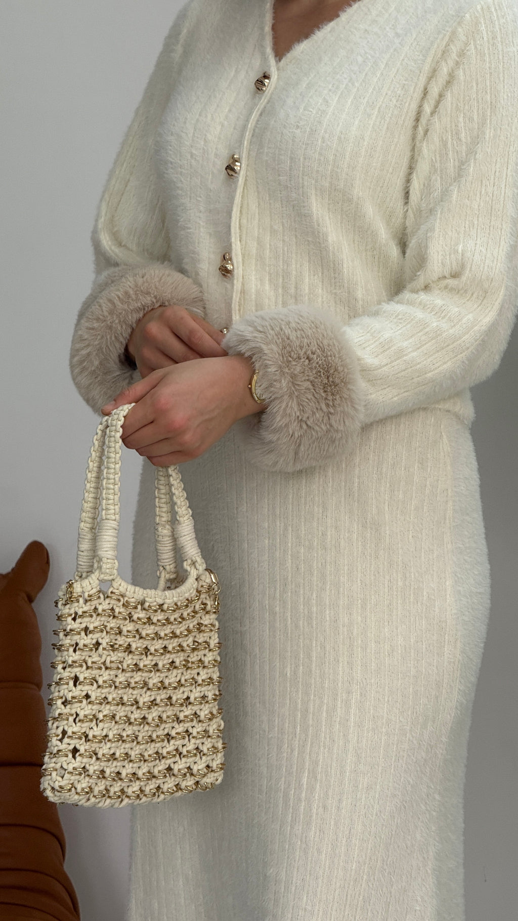 Yumuşak Doku Kürk Bilek Detay Gold Düğmeli Takım