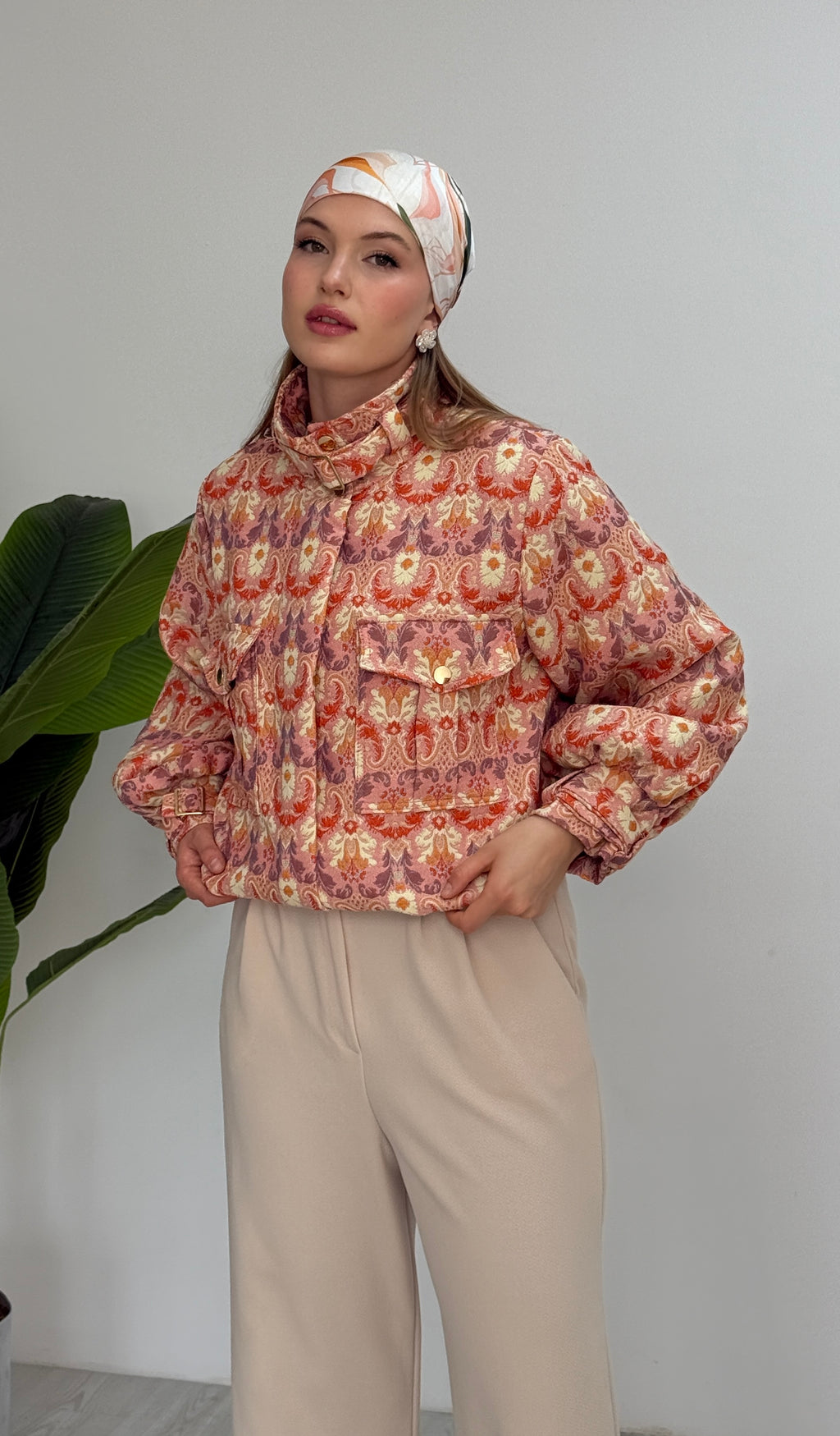 Etnik Desen Dik Yaka Kemerli Bomber Ceket