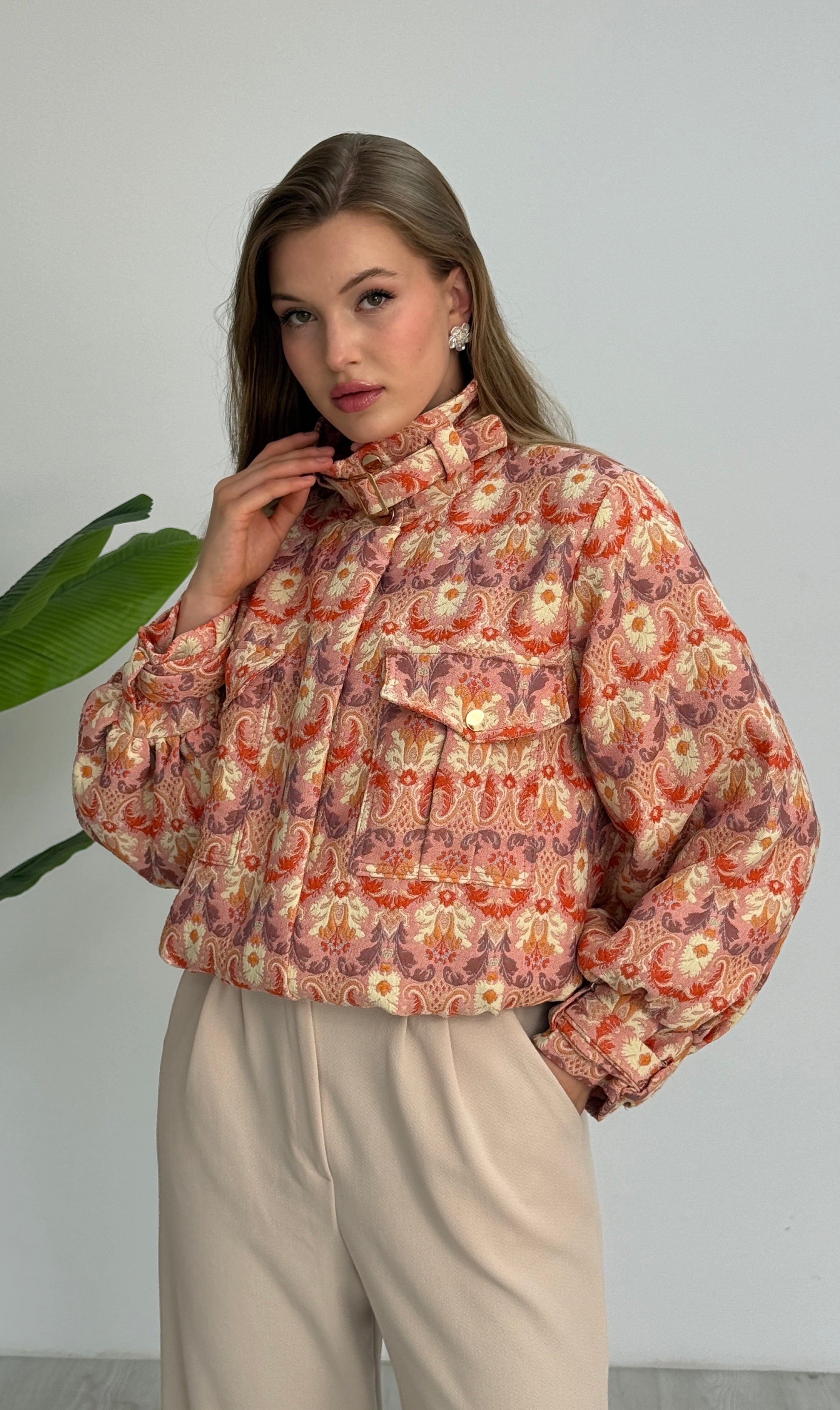 Etnik Desen Dik Yaka Kemerli Bomber Ceket