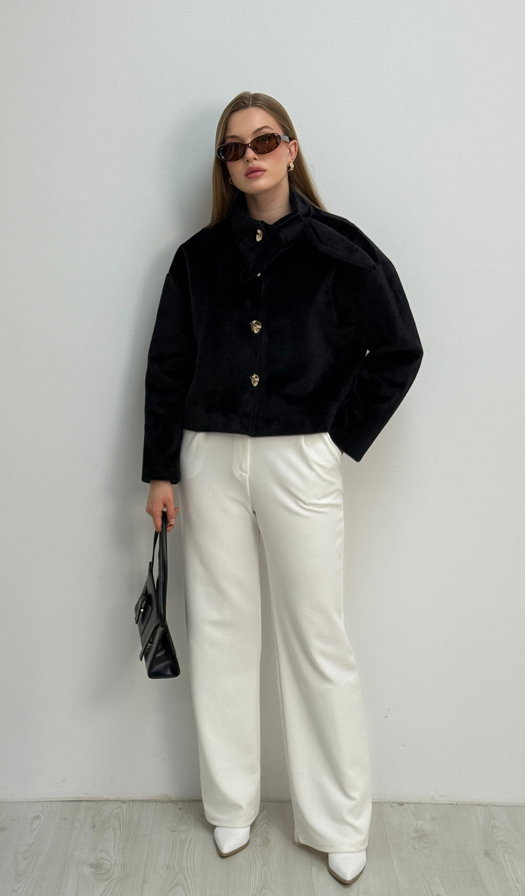 Yakası Fiyonklu Gold Düğmeli Fox Ceket Kaban