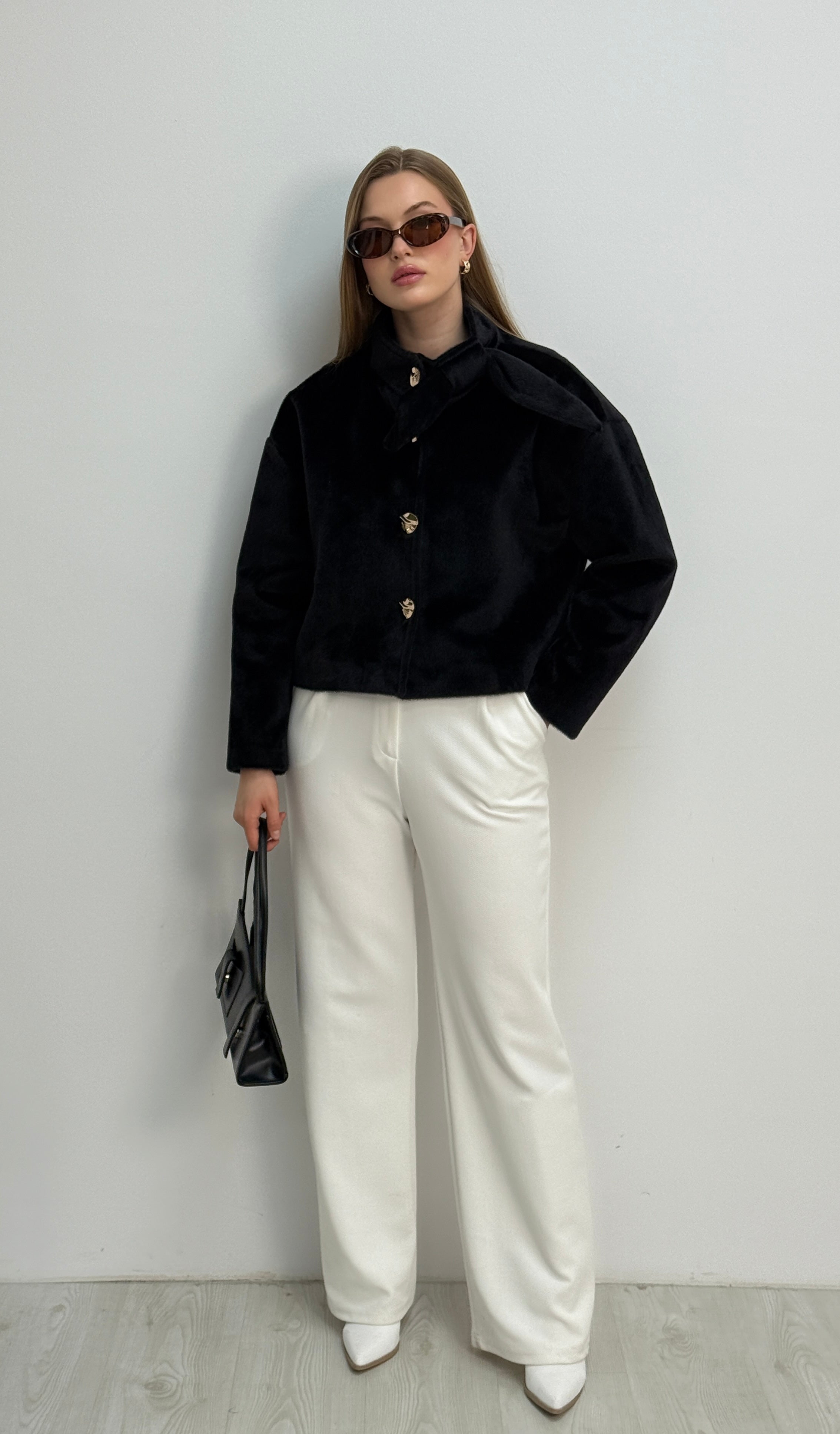 Yakası Fiyonklu Gold Düğmeli Fox Ceket Kaban