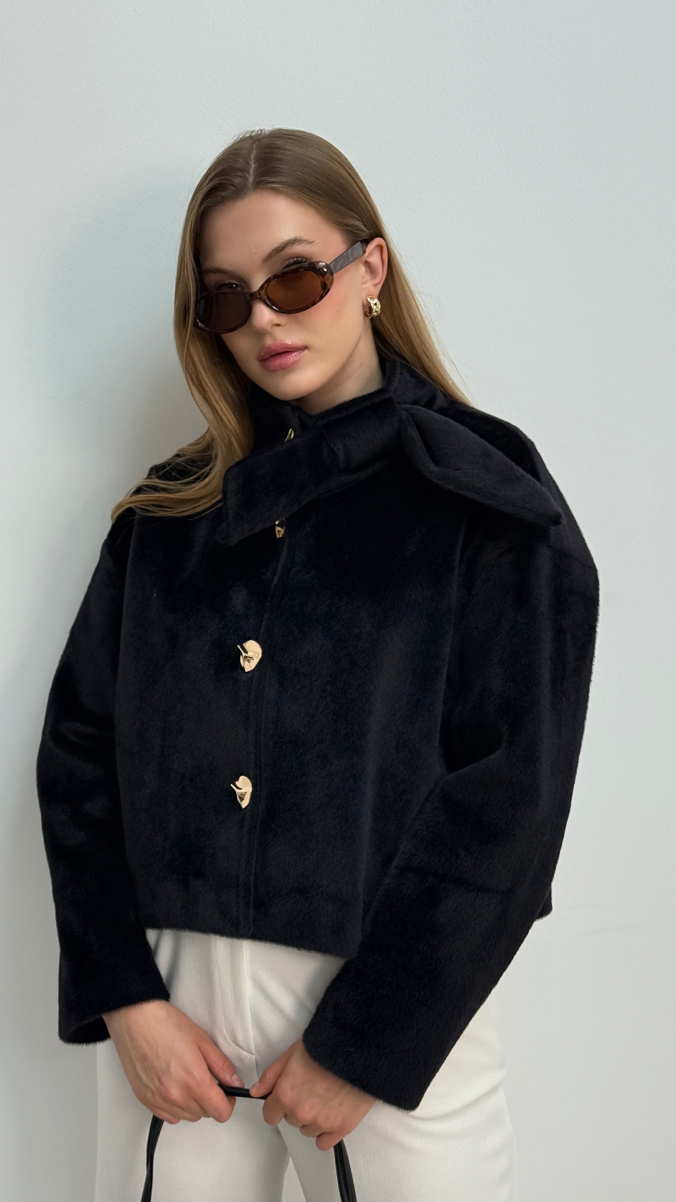 Yakası Fiyonklu Gold Düğmeli Fox Ceket Kaban