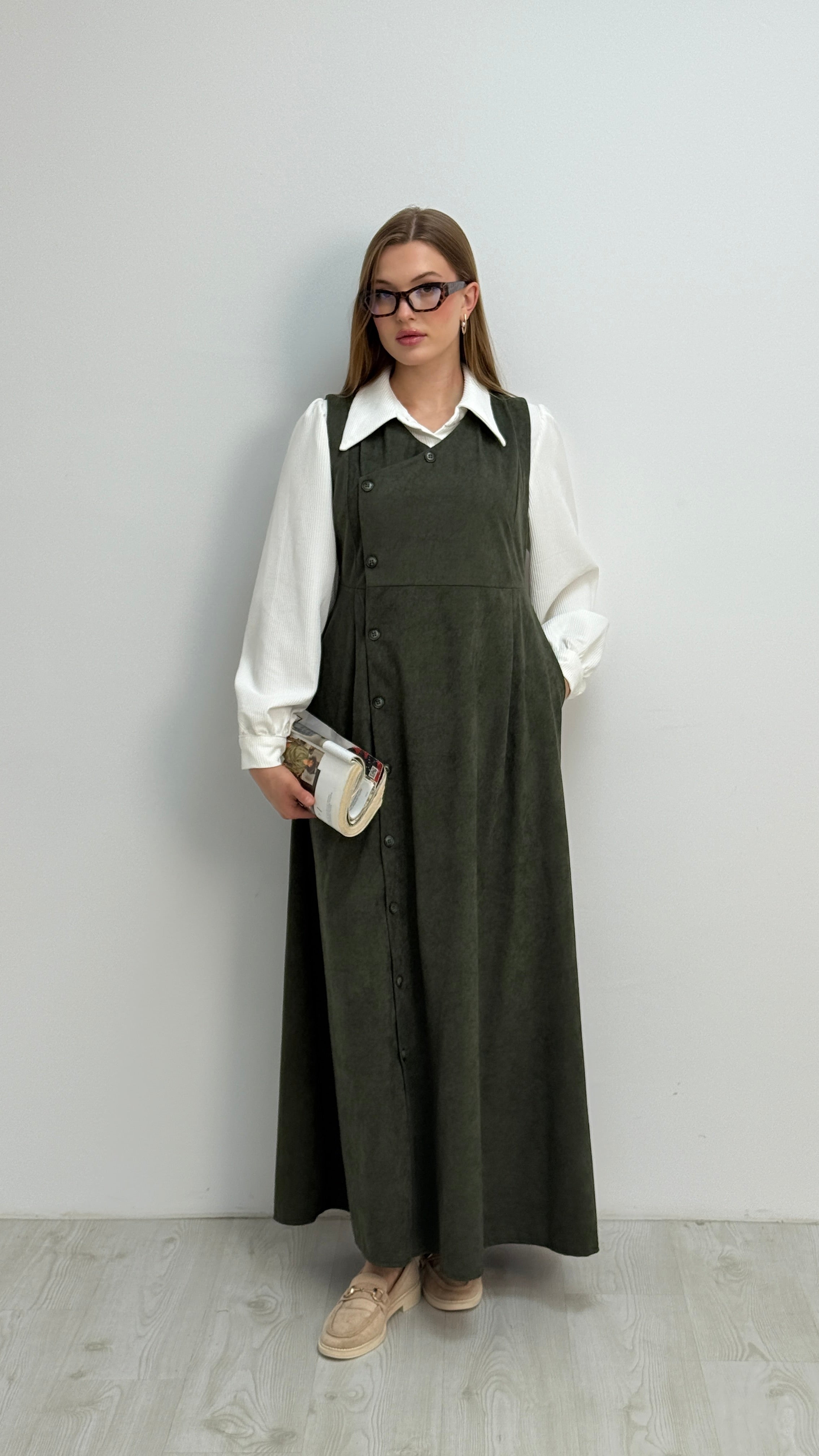 Kuşak Detaylı V Yaka Elbise Gömlek Takım