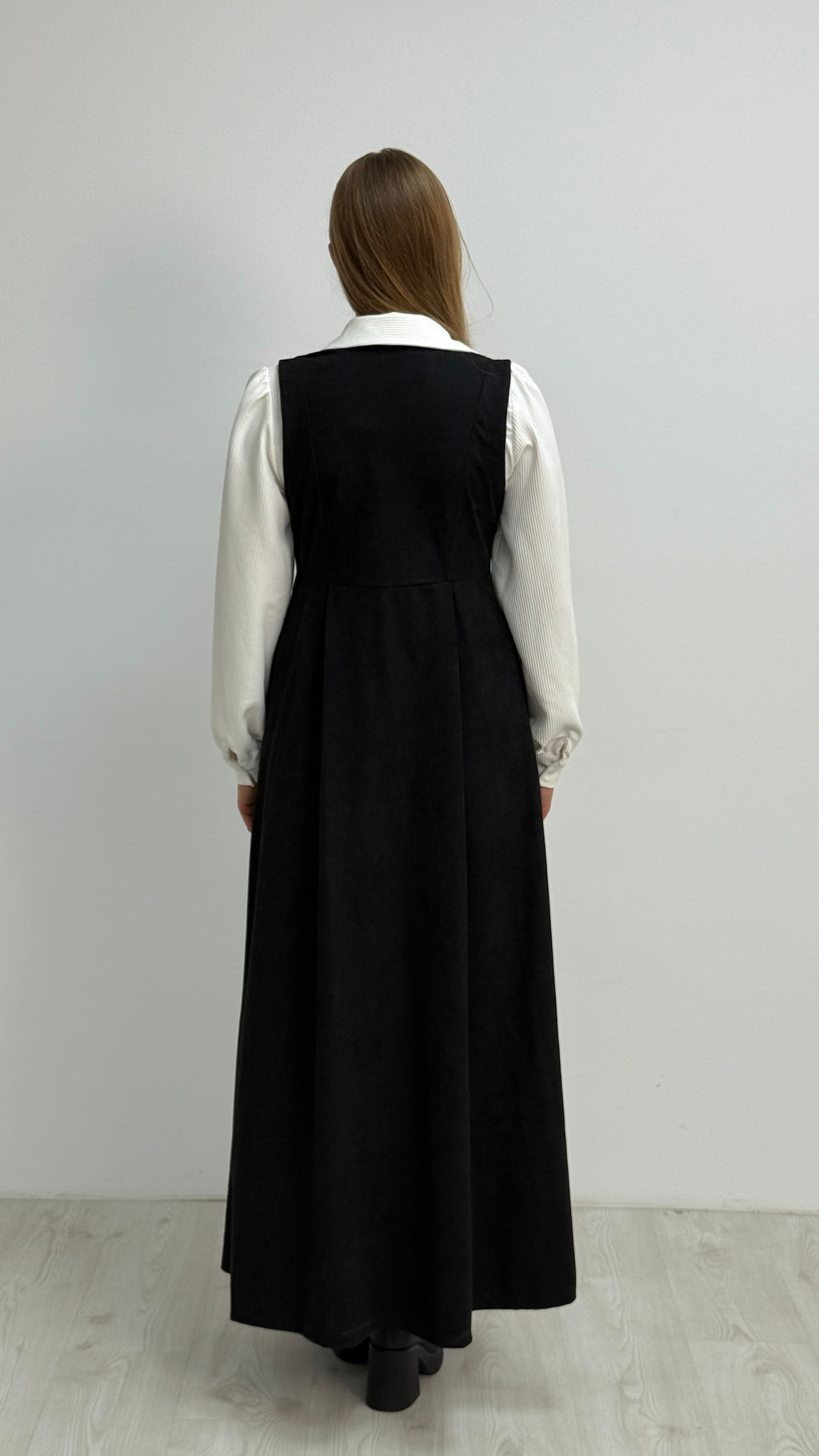 Kuşak Detaylı V Yaka Elbise Gömlek Takım